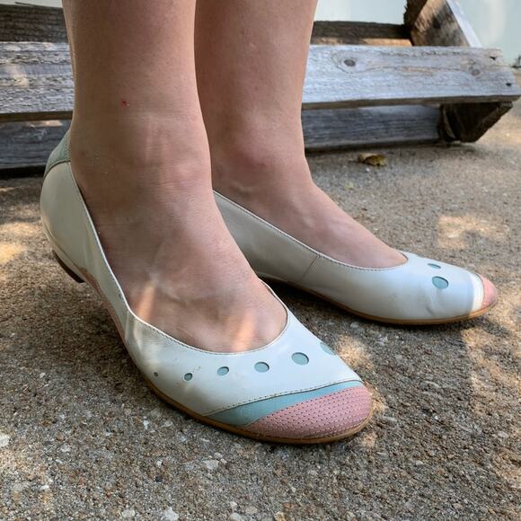 Vintage 90s leather pastel geometric flats - Picture 1 of 7